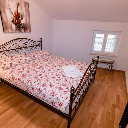 Apartments Pia Piran Zewnętrze zdjęcie