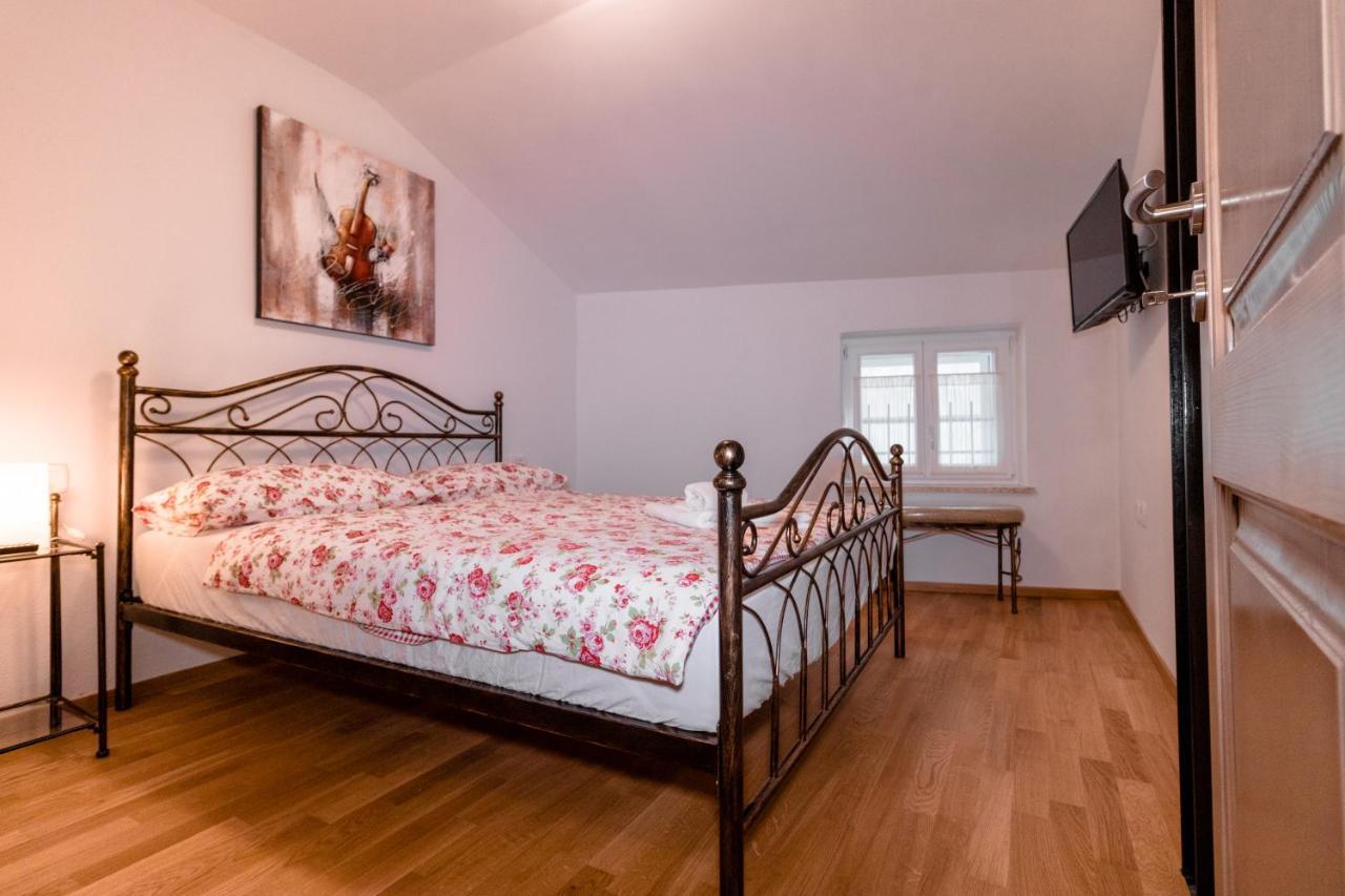 Apartments Pia Piran Zewnętrze zdjęcie